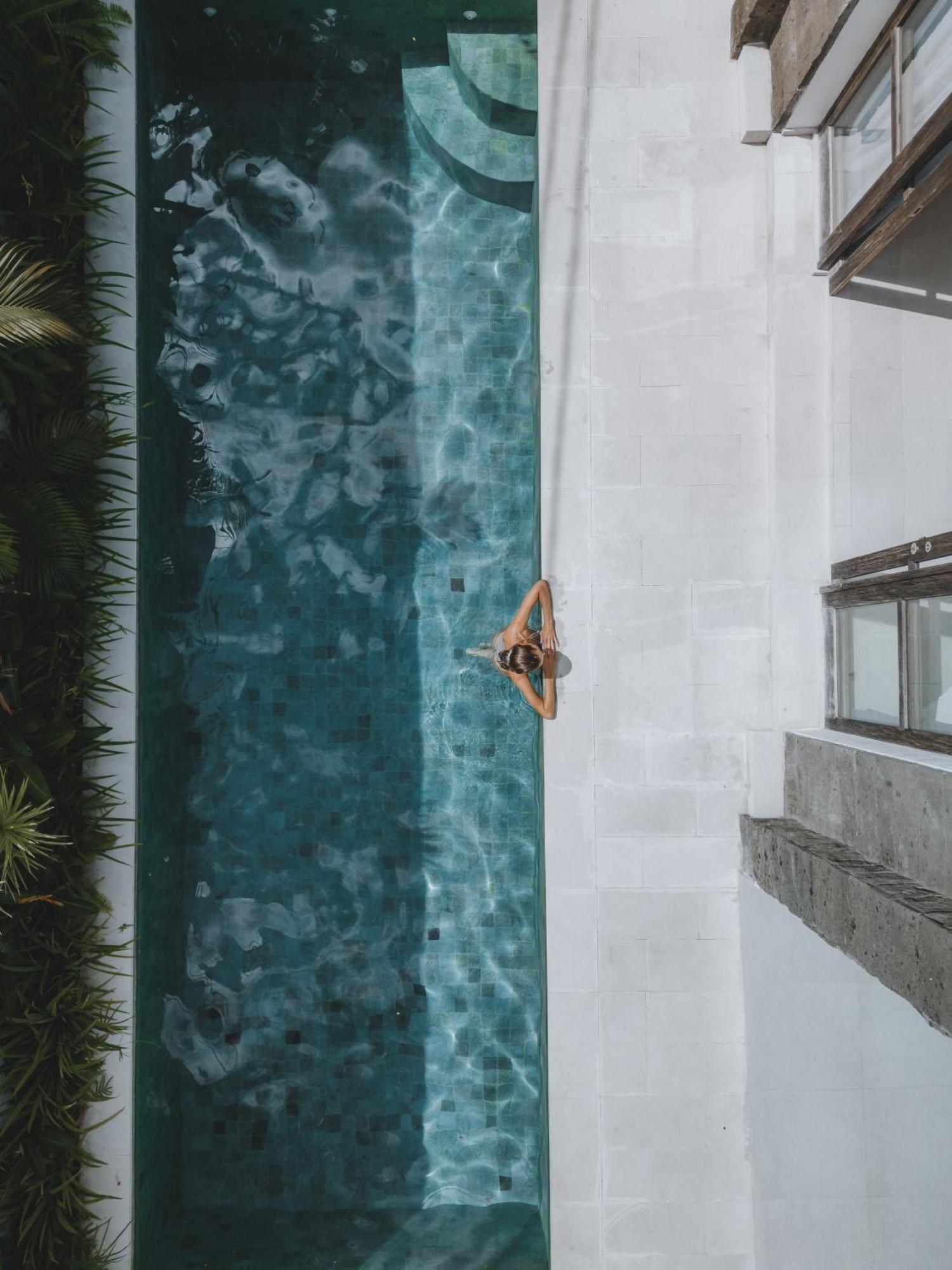 Aster Villa Seminyak Екстериор снимка